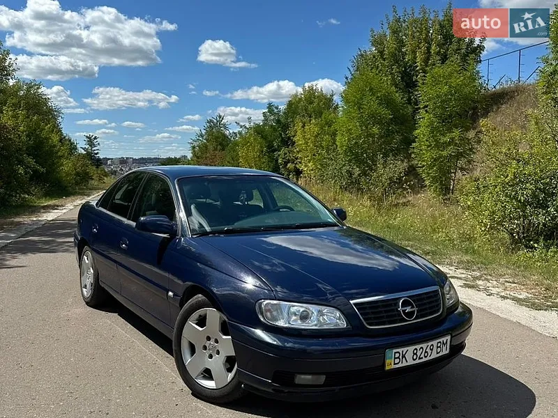 Opel Omega 2002