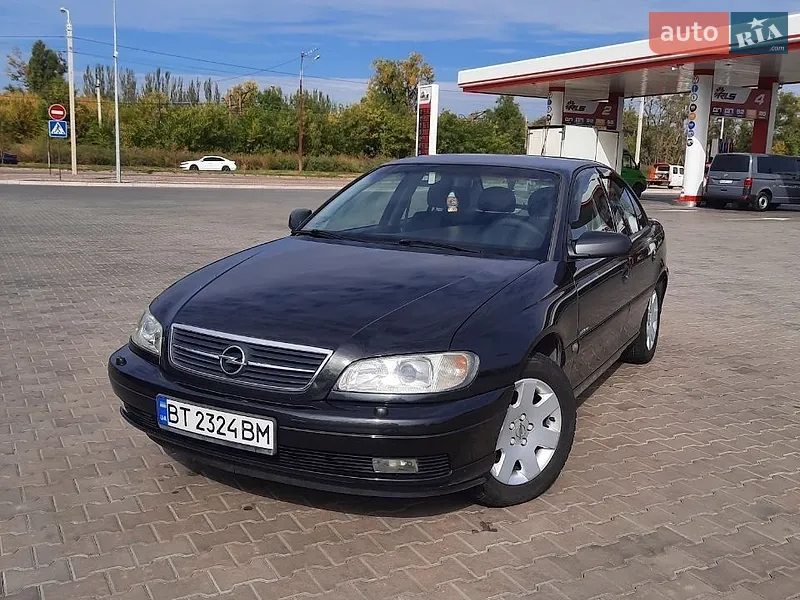 Opel Omega 2000