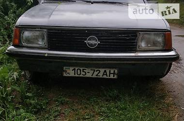 Opel Rekord luxe 1982