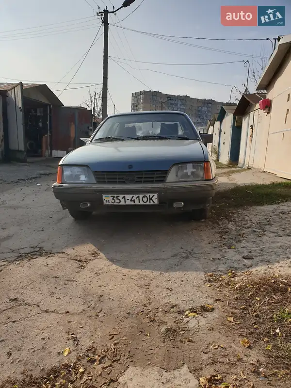 Opel Rekord 1985