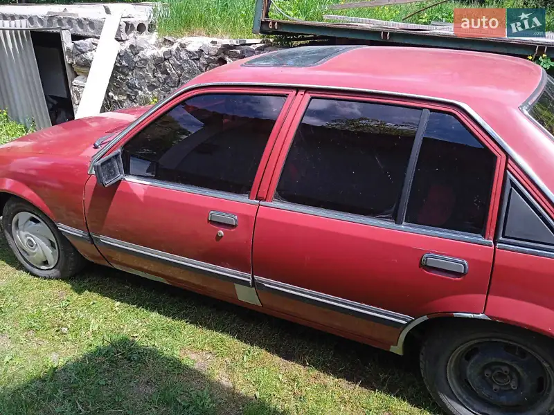 Opel Rekord 1986