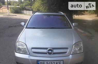 Opel Signum  2004