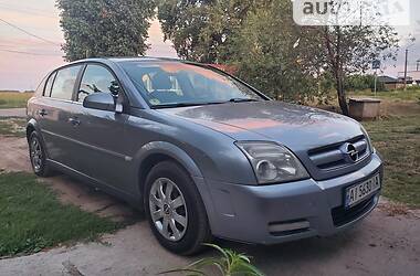 Opel Signum  2003