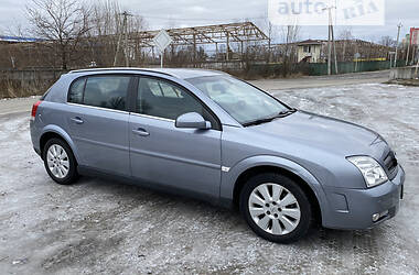 Opel Signum  2003