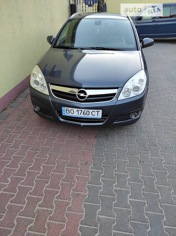 Лифтбек Opel Signum