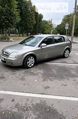 Opel Signum  2003