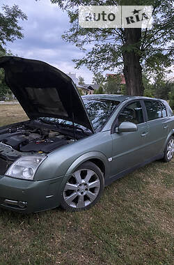 Opel Signum  2003