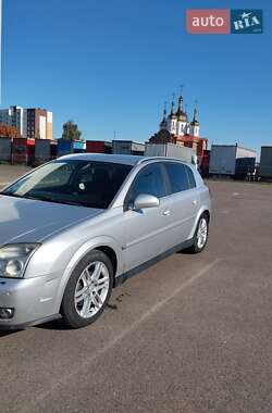 Opel Signum  2004