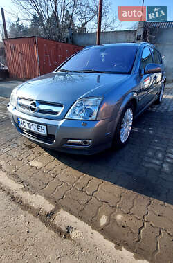 Opel Signum  2005