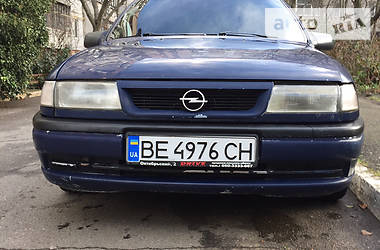 Opel Vectra  1993