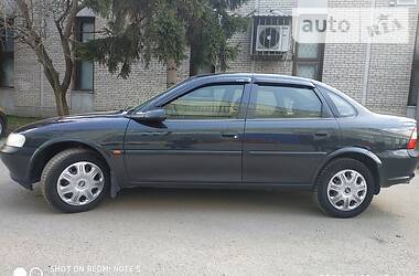 Opel Vectra  1998