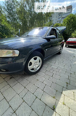 Opel Vectra  2001