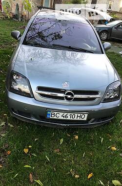 Opel Vectra  2004