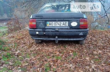 Opel Vectra  1989