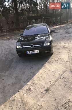 Opel Vectra  2004