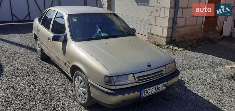 Opel Vectra 1990 года в Луцке