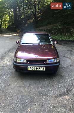 Opel Vectra  1989