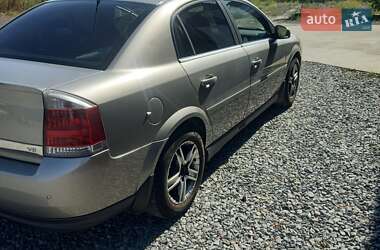 Opel Vectra 2004