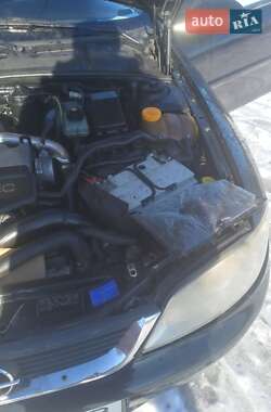 Opel Vectra  2000