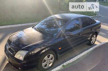 Opel Vectra  2003