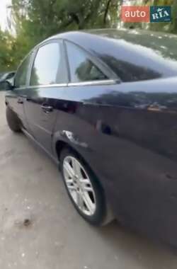 Opel Vectra  2003