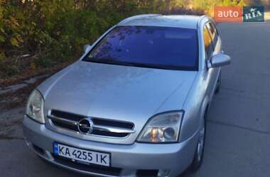 Opel Vectra  2004