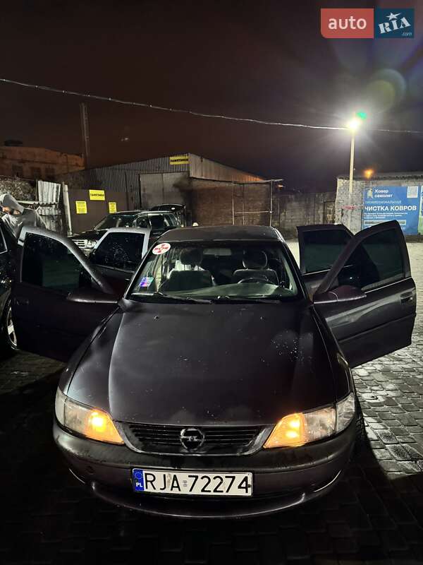 Седан Opel Vectra