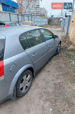 Opel Vectra  2003