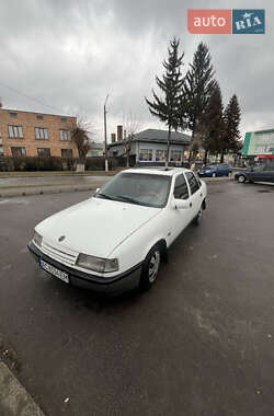 Opel Vectra  1989