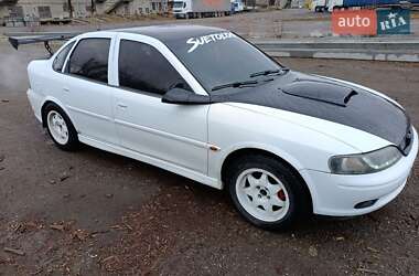 Opel Vectra  1998
