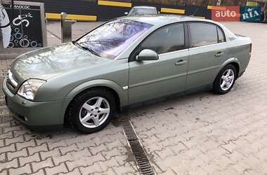 Opel Vectra  2004