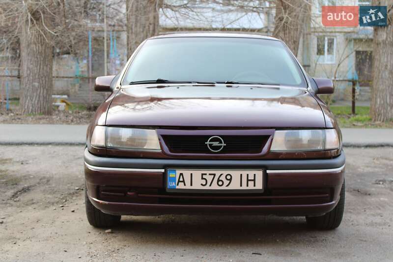 Седан Opel Vectra