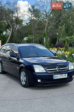 Opel Vectra  2004