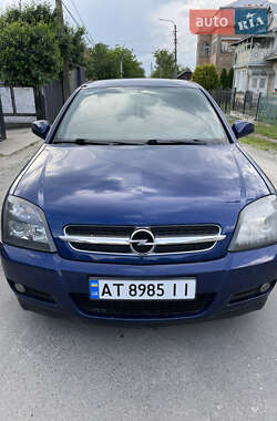 Opel Vectra  2004