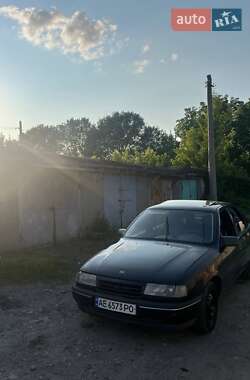 Opel Vectra  1990