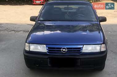 Opel Vectra  1990