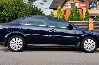 Opel Vectra  2004
