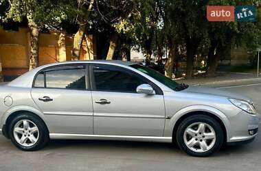 Opel Vectra  2005