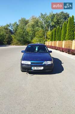 Opel Vectra 1990