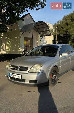 Opel Vectra  2004