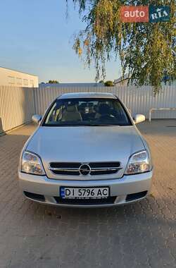 Opel Vectra  2004