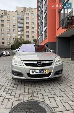 Opel Vectra  2008