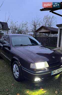 Opel Vectra  1992
