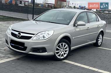 Opel Vectra  2008