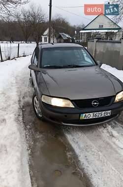 Opel Vectra  1998