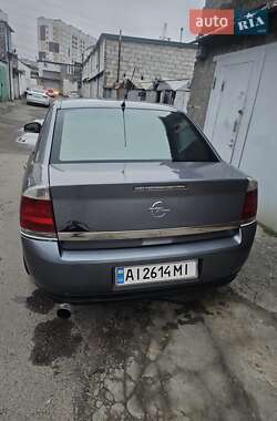 Opel Vectra 2004