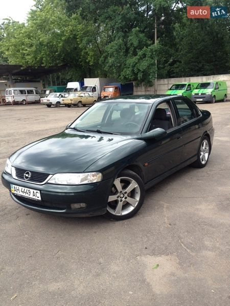 Седан Opel Vectra