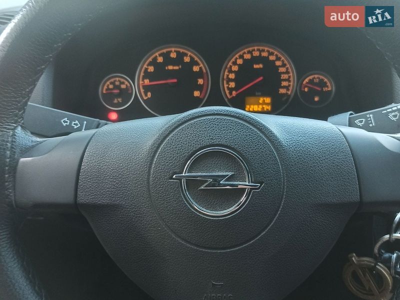 Седан Opel Vectra 2006 в Броварах