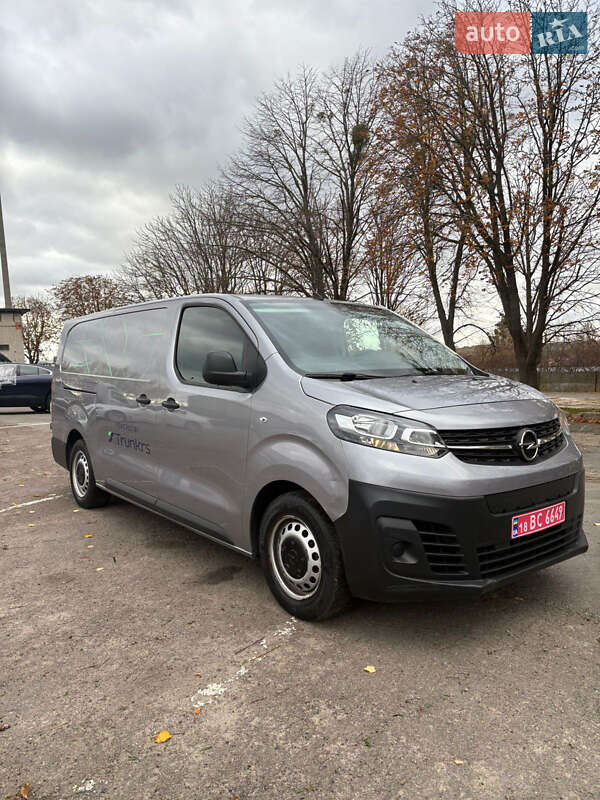 Грузовики Opel Vivaro-e