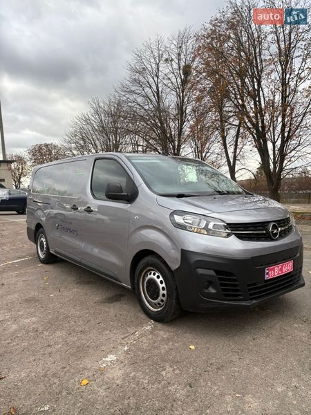 Мікроавтобус вантажний (до 3,5т) Opel Vivaro-e